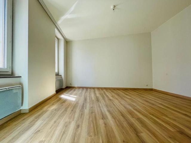 Appartement T3 de 70.39m² rez de chaussée en centre ville