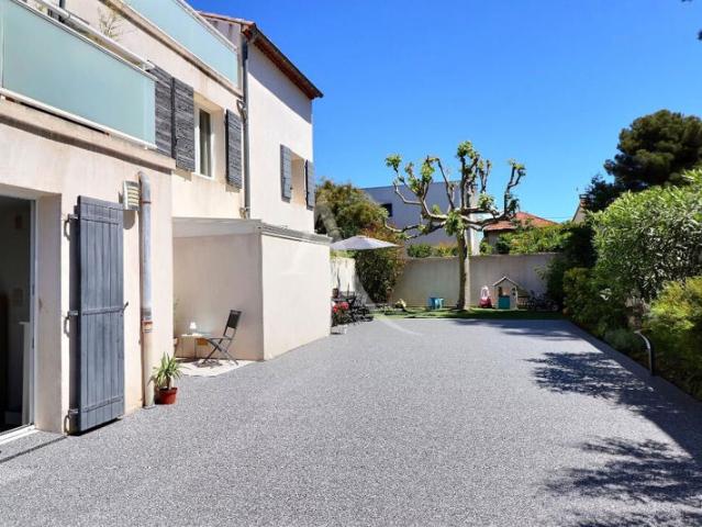 Appartement T3 de 70 m2 avec jardin de 165m2