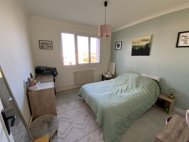 APPARTEMENT T3 DE 74 M2 AVEC BALCON, CAVE ET GARAGE