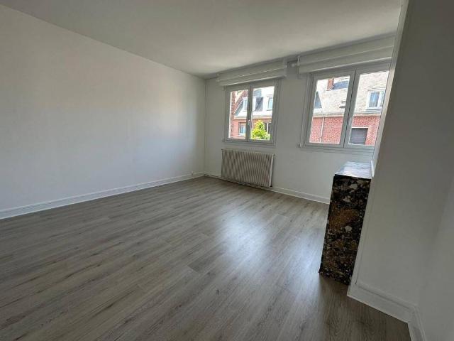 Appartement T3 de 74m² au centre ville à AMIENS 80