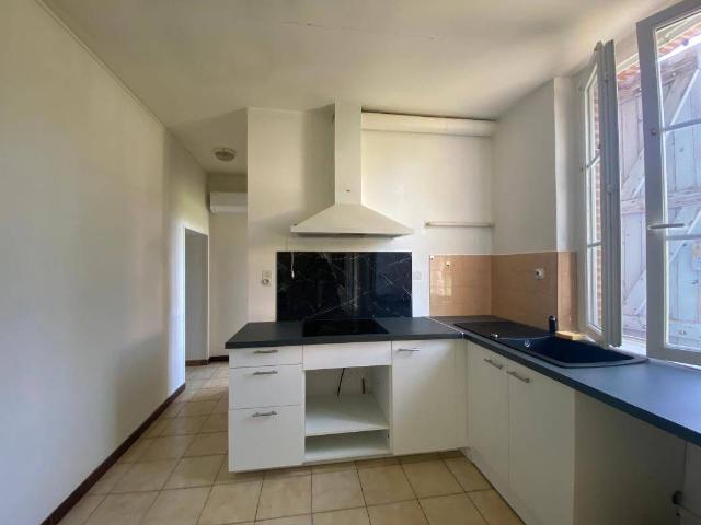 Appartement T3 de 75.28m² avec jardin et garage