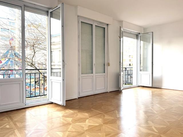 Appartement T3 de 97 m2 2 chambres hyper centre de Valenci