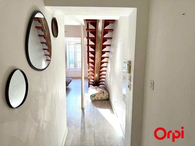 Appartement T3 Duplex – 66 m² – Haussmannien – Rue de la République 13002 Marseille