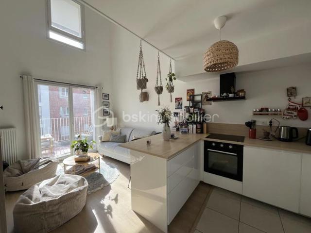 APPARTEMENT T3 DUPLEX RÉCENT LOMME MAISON DES ENFANTS