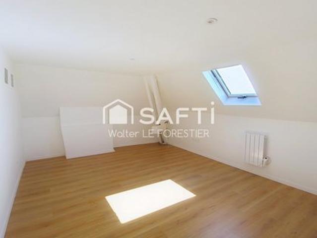 APPARTEMENT T3 DUPLEX RENOVE AVEC JARDIN ET PLACE DE PARKING