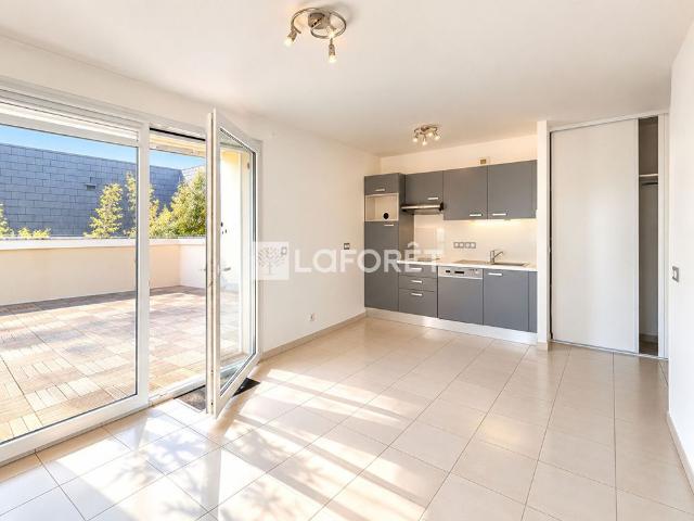 Appartement T3 EMERAINVILLE à louer