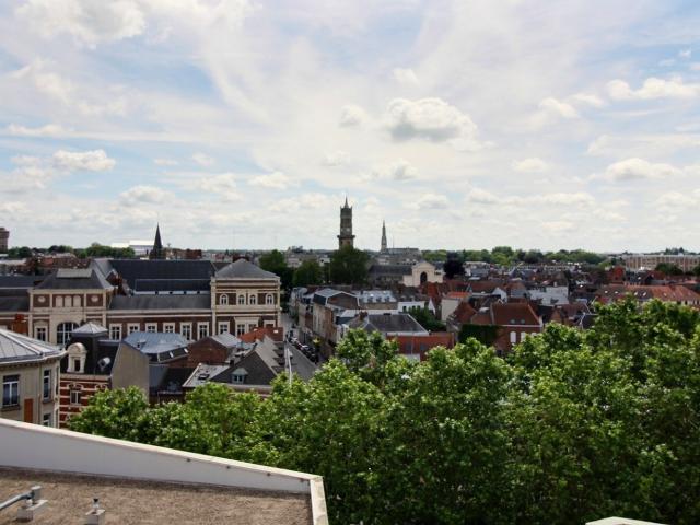Appartement T3 en Dernier Étage avec Balcon Plein Sud & Vue Panoramique
