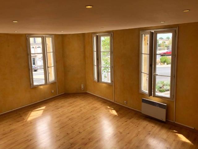 APPARTEMENT T3 EN DUPLEX