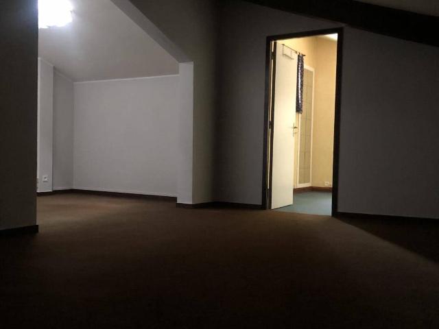 Appartement T3 en duplex avec balcons et parking