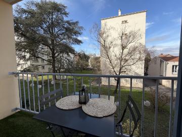 Appartement T3 en hyper centre d'Oullins