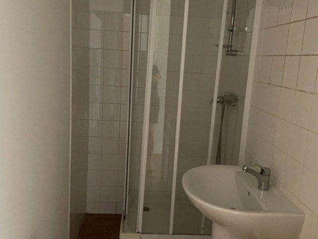 Appartement T3 en location à GRENADE