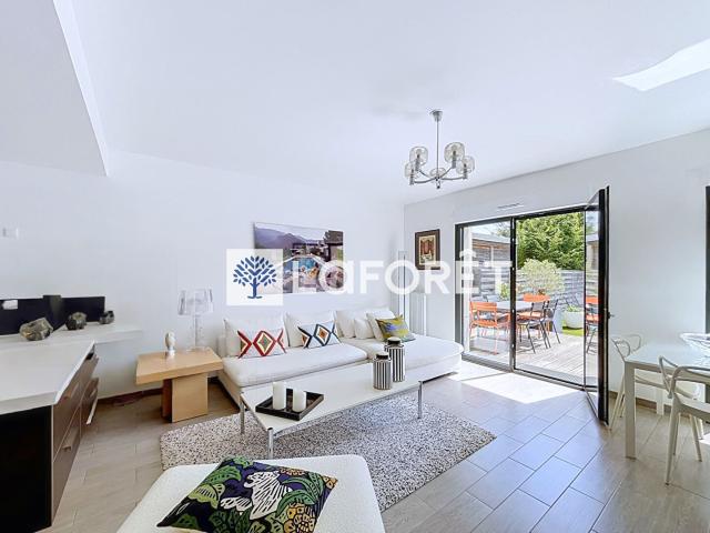 Appartement T3 en RDC avec jardin plein sud à Saint Nom la. 75m² Saint Nom la Bretèche