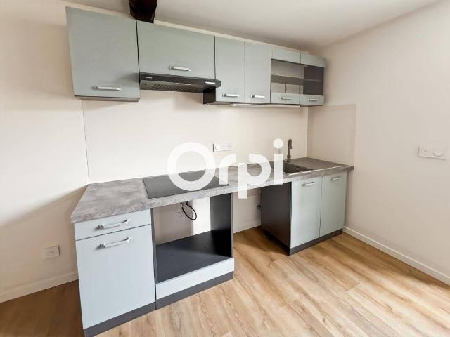 Appartement T3 entièrement rénové Saint Symphorien sur Coise