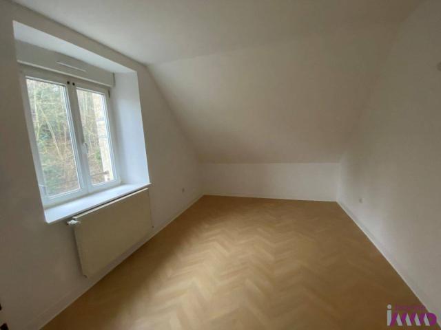 APPARTEMENT T3 ENTIEREMENT RÉNOVÉ PARKING CAVE