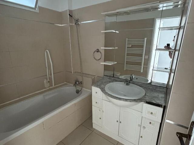 Appartement T3 FREJUS à louer