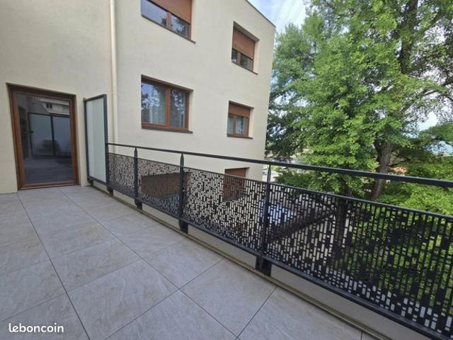 Appartement T3 Gières