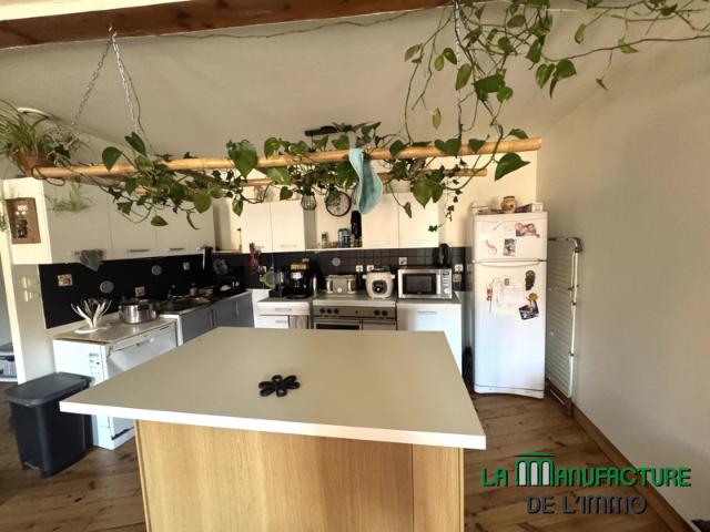 APPARTEMENT T3 JARDIN COLLECTIF / LURIECQ CENTRE