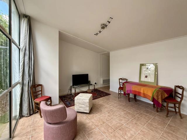 Appartement T3, jardin privatif, Hyper Centre Bordeaux Caudéran