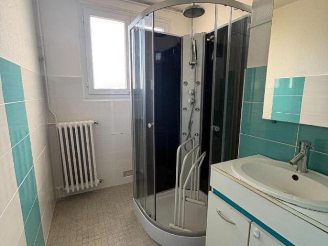 appartement t3 laval secteur pavement