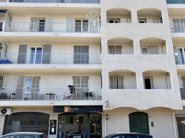 APPARTEMENT T3 LOUE INVESTISSEMENT LOCATIF AU CŒUR DE PROPRIANO