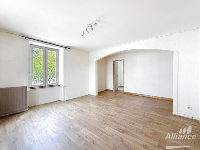 APPARTEMENT T3 LUMINEUX A PROXIMITE DE LA SUISSE