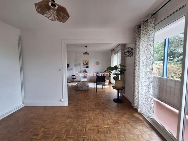 Appartement T3 lumineux avec balcon, garage et cave à Périgueux