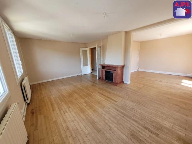 APPARTEMENT T3 LUMINEUX AVEC GARAGE