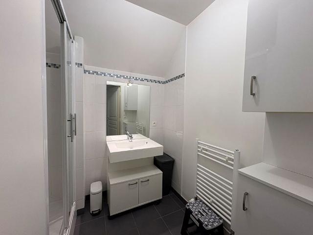 Appartement T3 lumineux avec parking