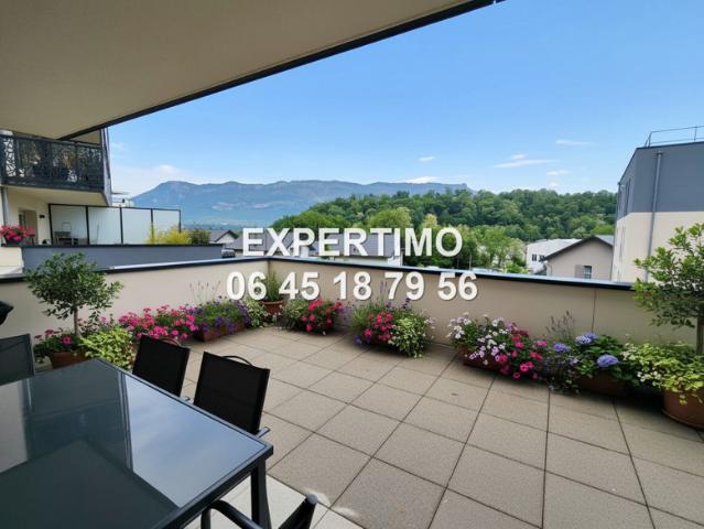APPARTEMENT T3 LUMINEUX AVEC TERRASSE EXCEPTIONNELLE ET GARA