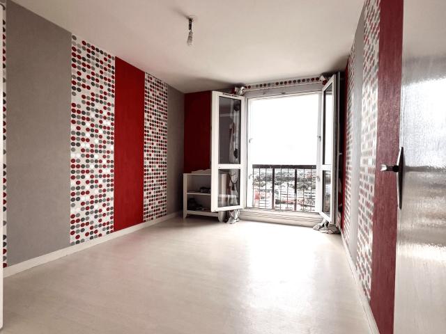 Appartement T3 lumineux, dernier étage avec ascenseur, Nantes