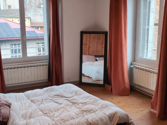 Appartement T3 lumineux, dernier étage