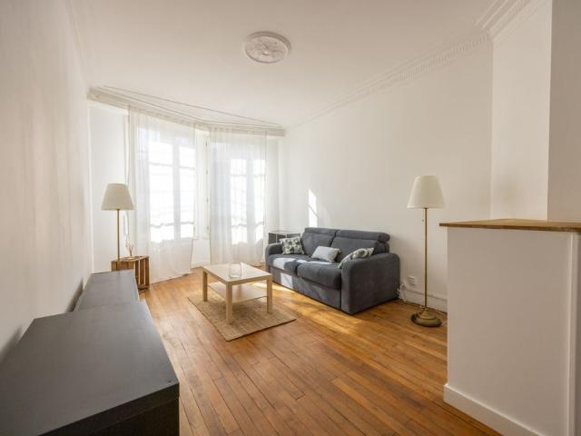 APPARTEMENT T3 MEUBLÉ