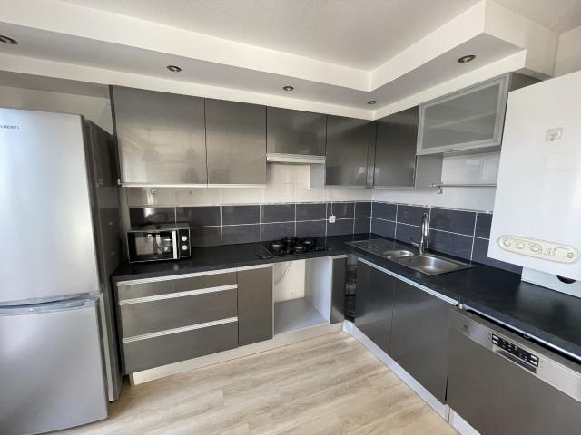 APPARTEMENT T3 MEUBLE 59.15 VILLEURBANNE