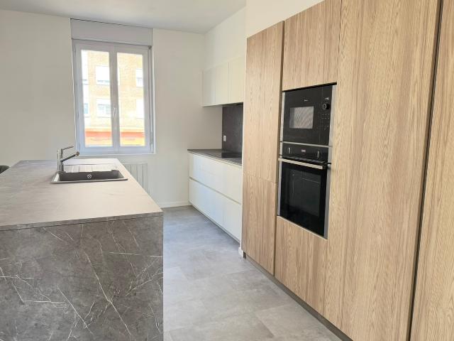 APPARTEMENT T3 MEUBLE CENTRE VILLE