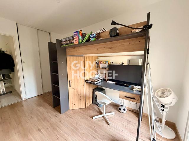 Appartement T3 meublé à louer à Meyzieu, avec garage