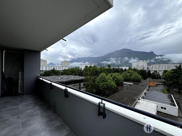 appartement T3 meublé avec Terrasse