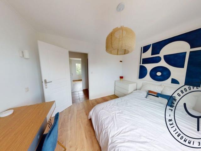 Appartement T3 meublé avec garage au cœur du centre historique de Troyes