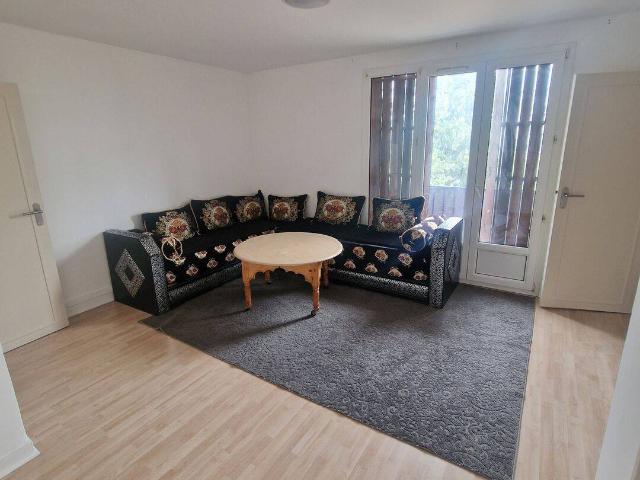 Appartement T3 meublé de 57 m2 avec balcon 2 chambres, par