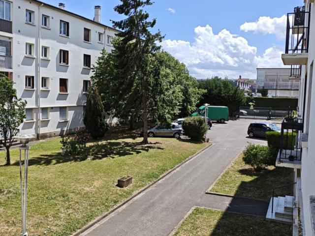 Appartement T3 meublé de 57 m2 avec balcon 2 chambres, par