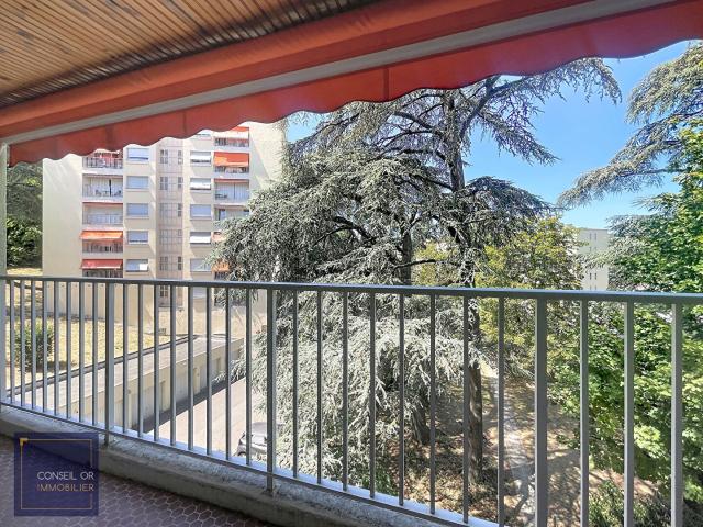 Appartement T3 meublé Oullins Pierre Bénite + Cave + Garage