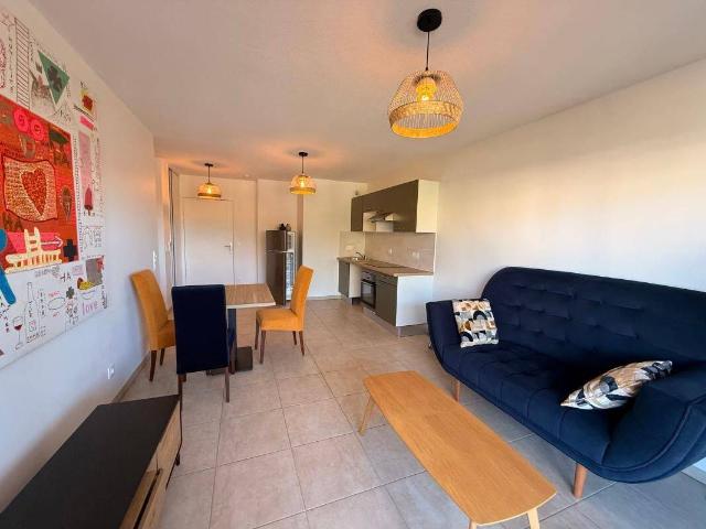 Appartement T3 MEUBLE ST MARCELLIN ASCENSEUR
