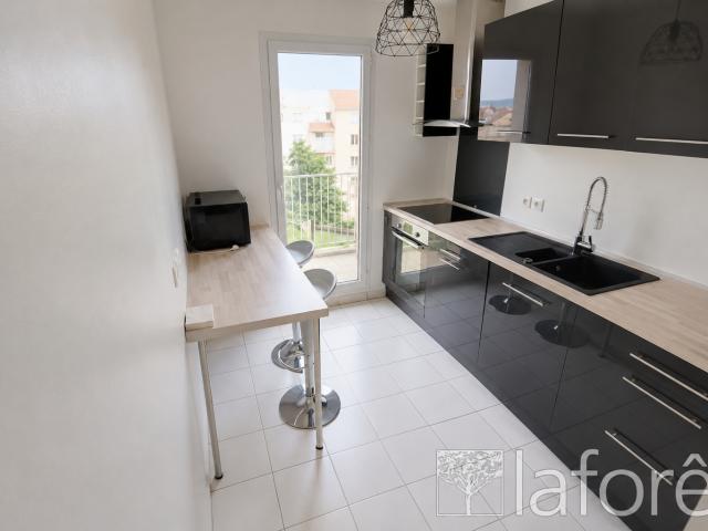 Appartement T3 NANTERRE à louer