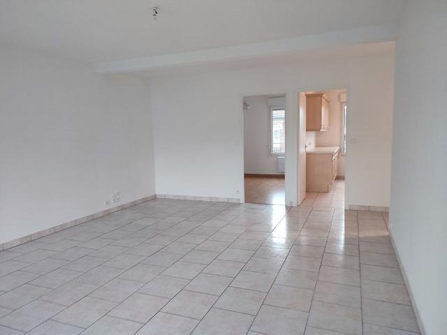 Appartement T3 NOYON à louer