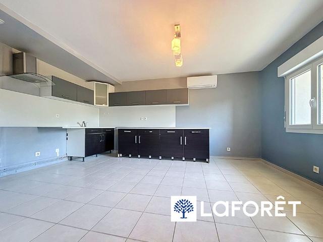Appartement T3 OYTIER SAINT OBLAS à louer