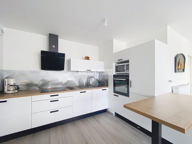 APPARTEMENT T3 PARAME PROCHE COMMERCES
