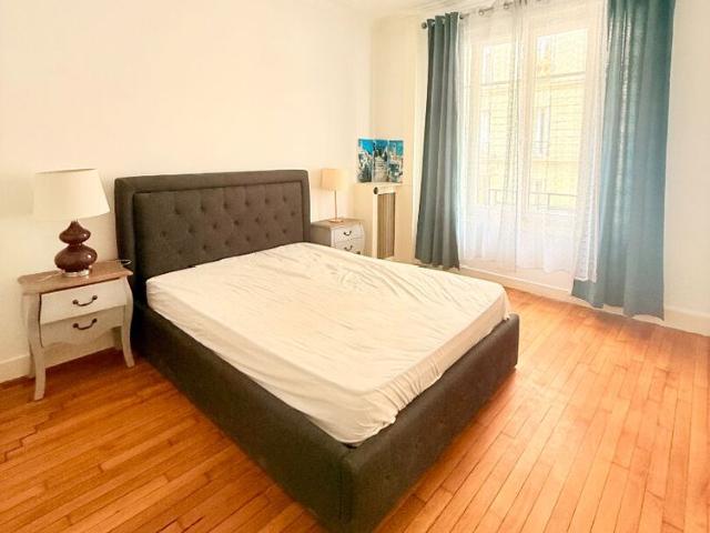 Appartement T3 PARIS à louer