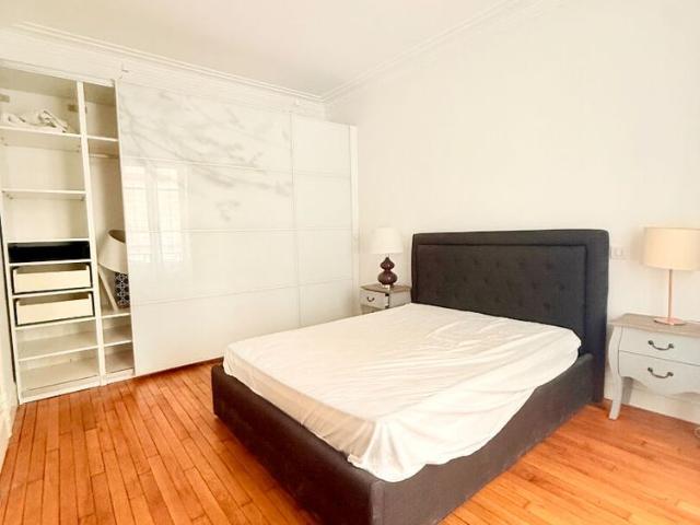 Appartement T3 PARIS à louer