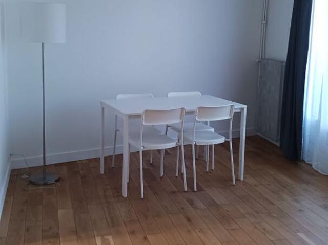 Appartement T3 PARIS à louer
