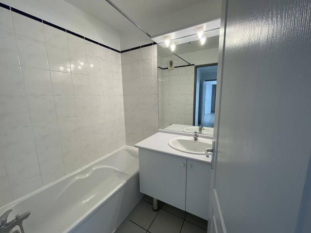 Appartement T3 Perpignan SAINT ASSISCLE AVEC PARKING