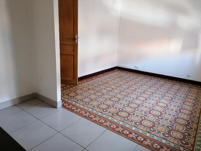 APPARTEMENT T3 PROCHE CASSANYES